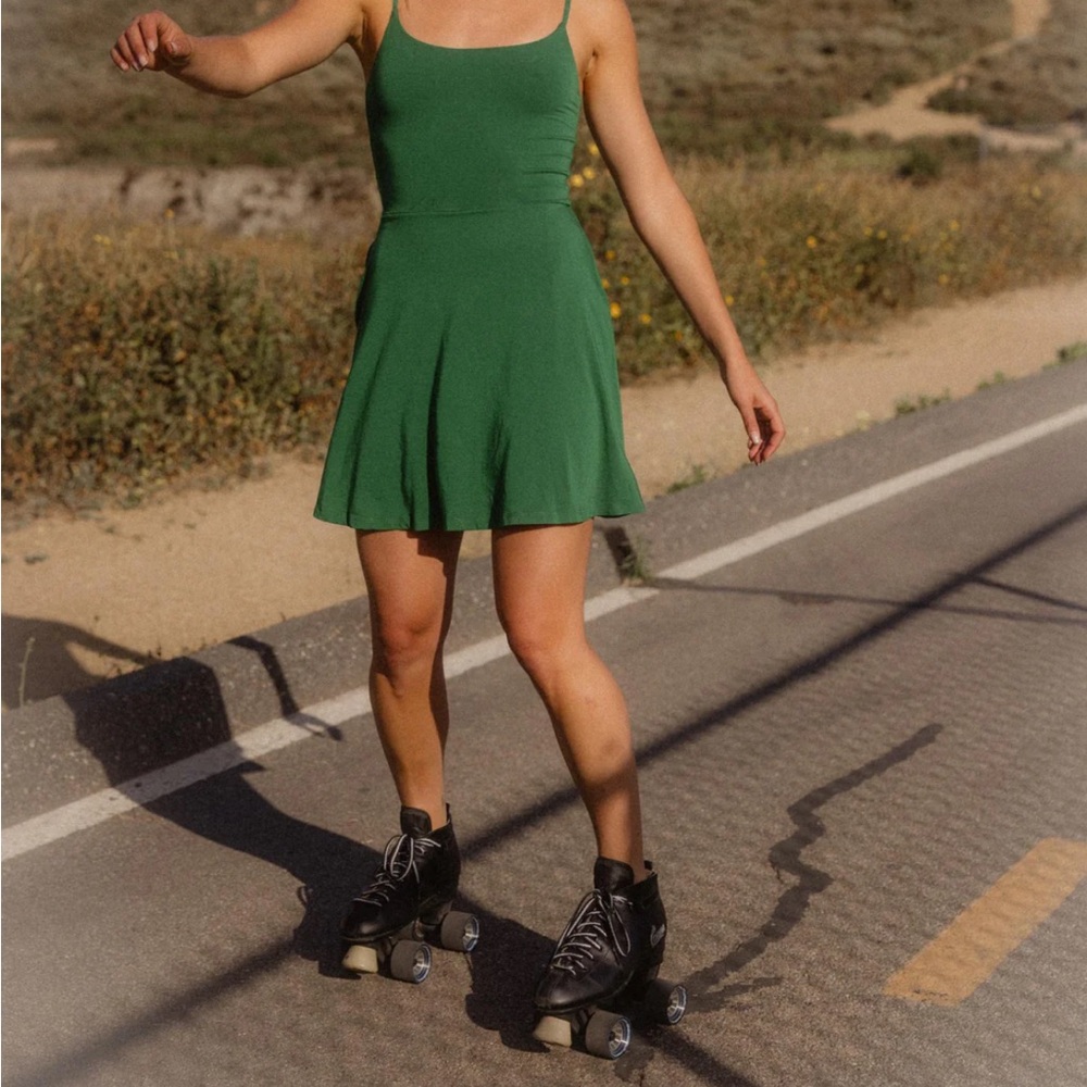Purusha People Everyday Movement dress - True Green